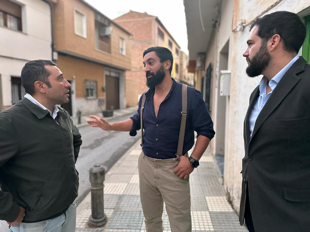 VOX denuncia la próxima acogida a 160 inmigrantes ilegales en la provincia de Granada llegados en los últimos días a las Islas Canarias